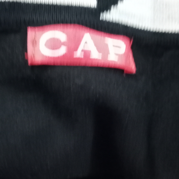 Cap Greek Key Pattern Duster- Size S-M - Picture 7 of 12